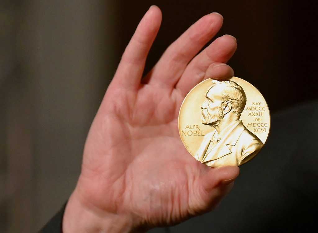 Two American-born economists win Nobel memorial prize in economics  — WESH 2 Orlando