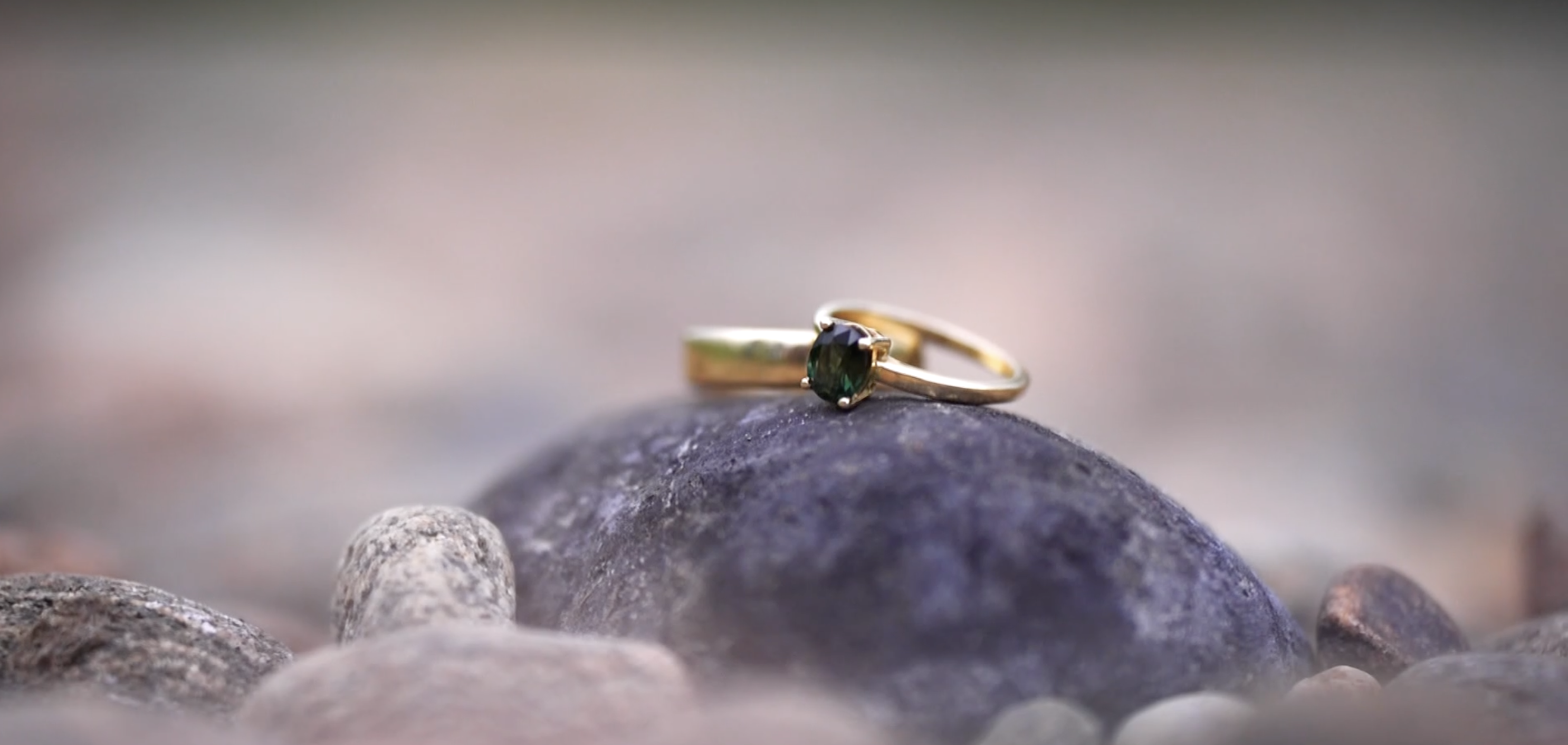 'I'm with the right guy': Man spends months panning for gold to craft engagement ring — Winter Park Community news