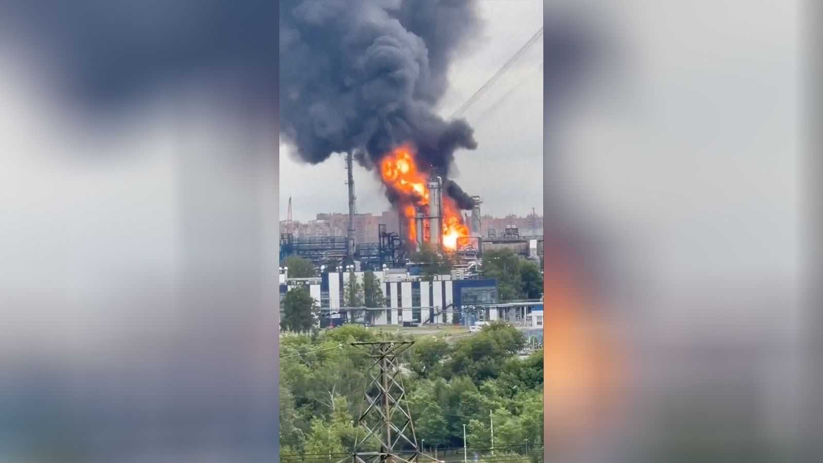 Ukraine launches largest attack on Moscow in two years, disrupting commercial flights — WESH 2 Orlando