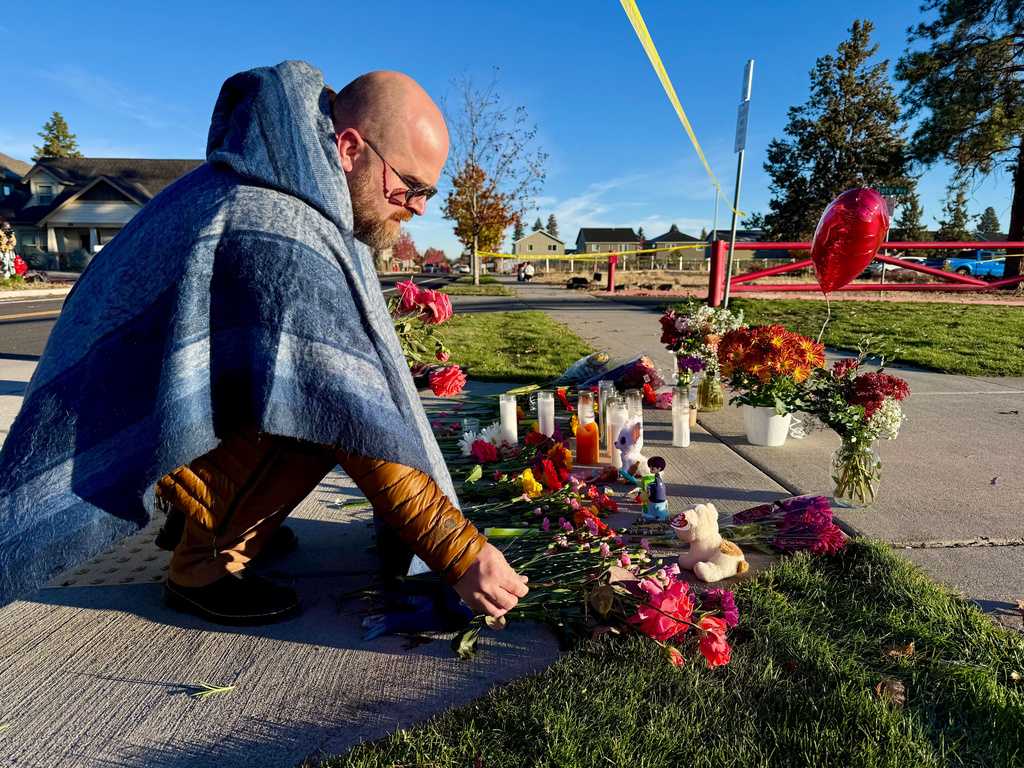 Oregon community mourns 4 killed in school shooting as 2 survivors remain hospitalized — WESH 2 Orlando, Winter Park Health news