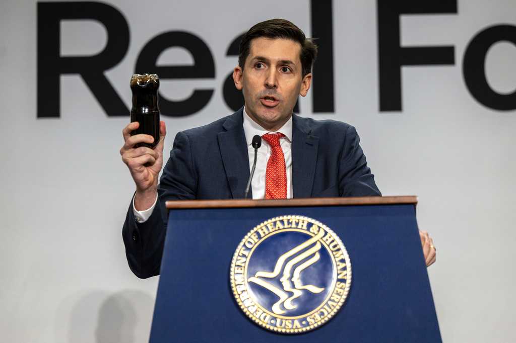 Calley Means, a key MAHA advocate, resigns as a top RFK Jr. adviser — WESH 2 Orlando, Winter Park Health news