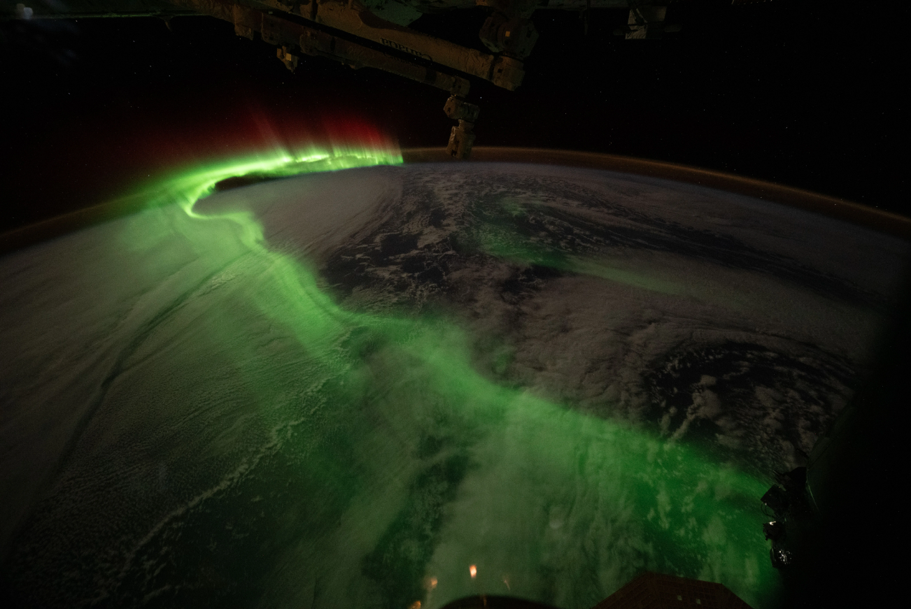 WATCH: A glowing aurora dances beneath the International Space Station, dazzling astronauts — WESH 2 Orlando, Winter Park Community news