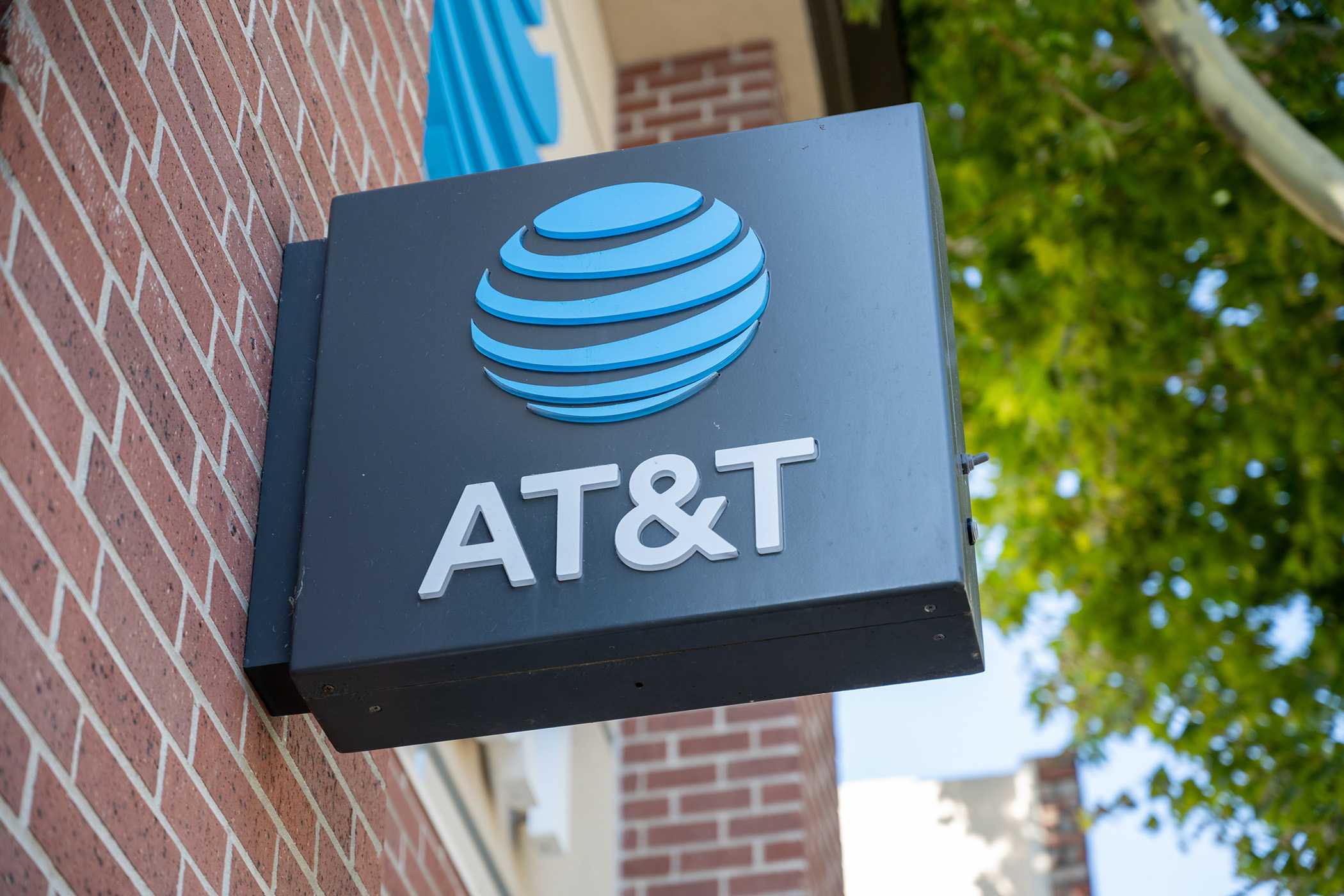 AT&T data breach settlement payments start soon. Here's what to know — Winter Park Community news