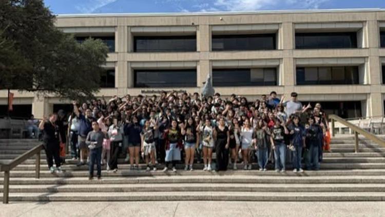 SAISD middle schoolers connect with college life during schoolwide event — KENS 5 (San Antonio), Winter Park Schools news