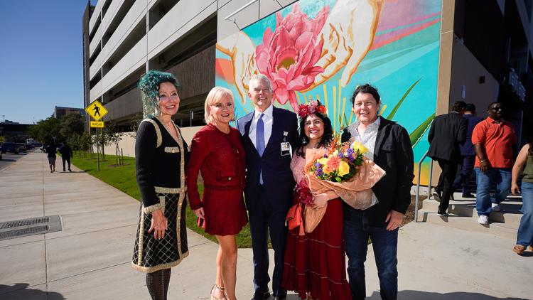 New operating rooms, murals and 969 parking spaces mark Methodist Metropolitan expansion milestone — KENS 5 (San Antonio), Winter Park Arts news