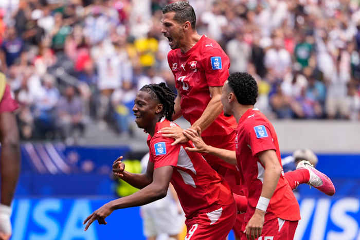Johan Manzambi scores two as Switzerland beats Bosnia-Herzegovina 4-1 at the World Cup — ClickOrlando Sports, Winter Park Schools news